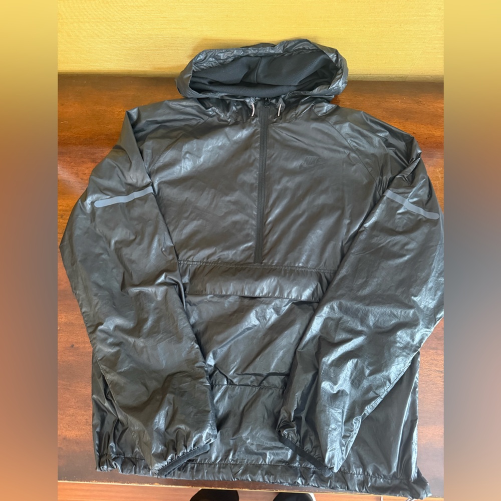 Nike Men's Charcoal Black Windbreaker Jacket